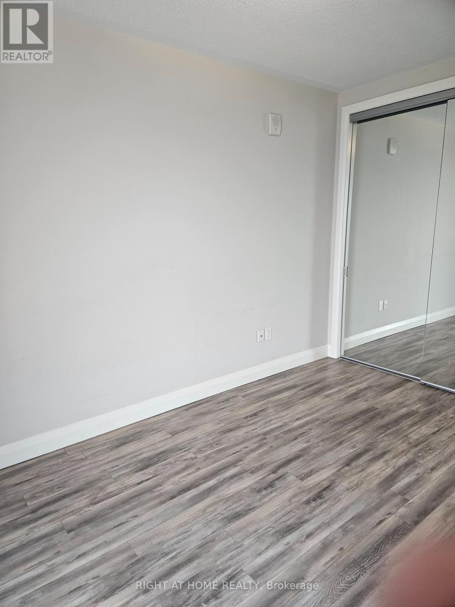 1021 - 118 King Street E, Hamilton (Beasley), Ontario  L8N 1A8 - Photo 12 - X12827082