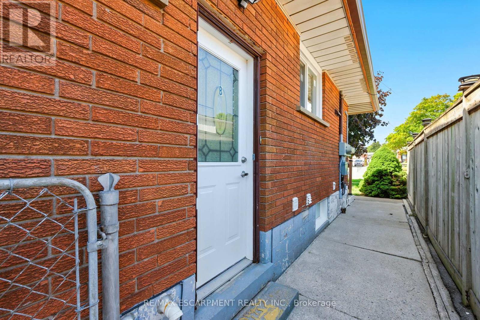 929 Upper Ottawa Street, Hamilton, Ontario  L8T 3V6 - Photo 15 - X12827096