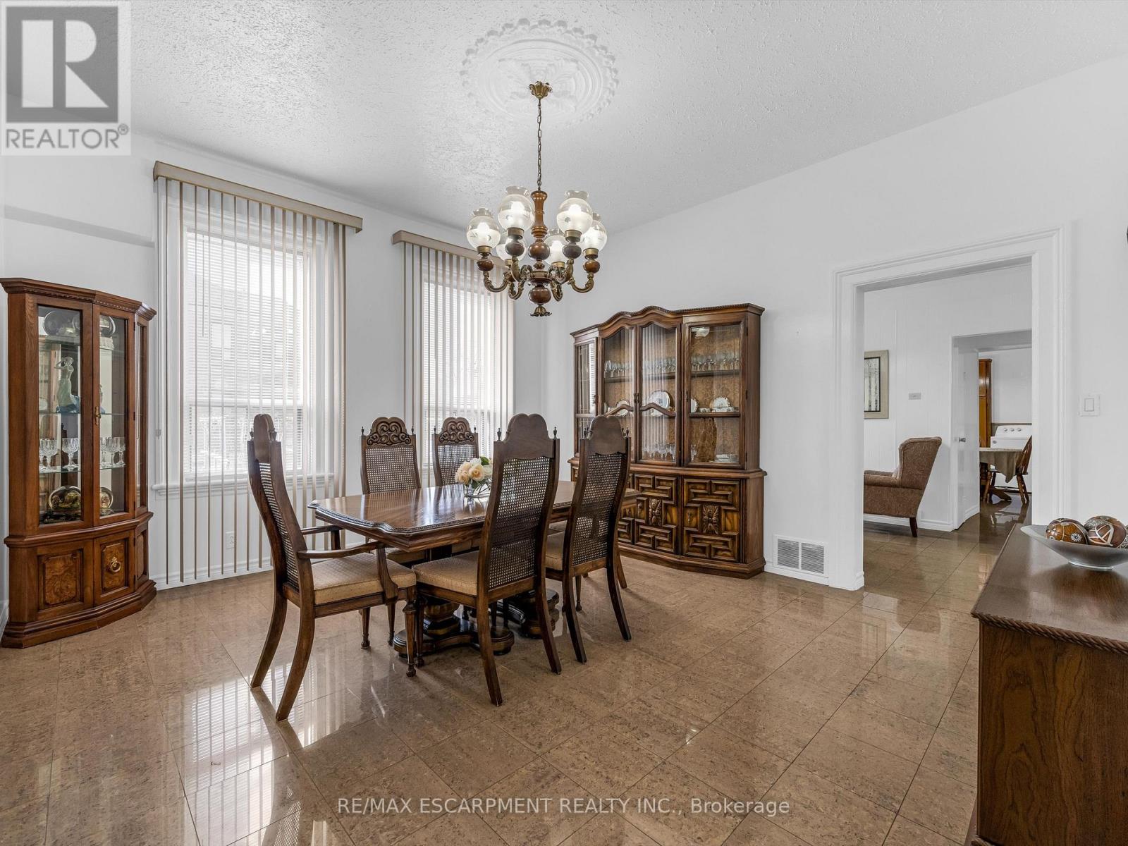 93 Murray Street E, Hamilton, Ontario  L8L 3G3 - Photo 11 - X12827110