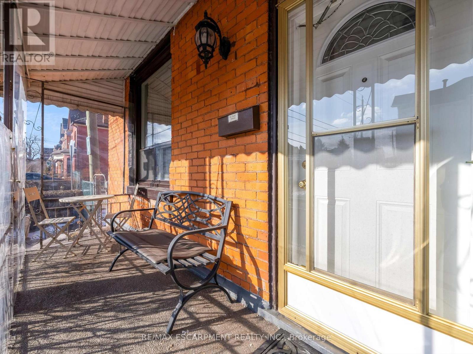 93 Murray Street E, Hamilton, Ontario  L8L 3G3 - Photo 5 - X12827110