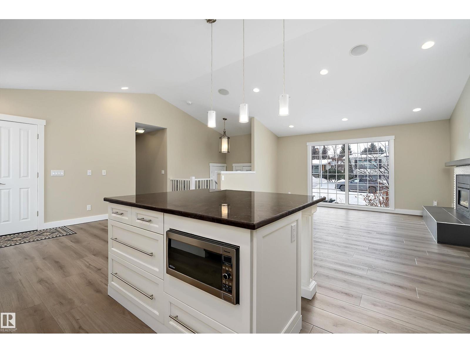 4207 123 St Nw, Edmonton, Alberta  T6J 1Z7 - Photo 13 - E4474974