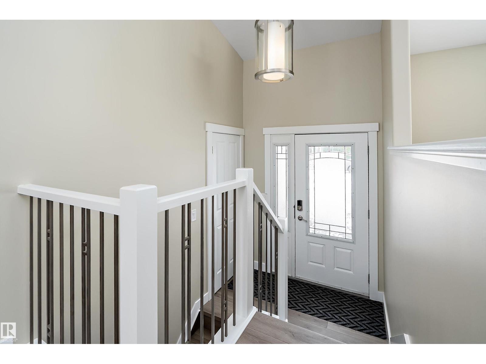 4207 123 St Nw, Edmonton, Alberta  T6J 1Z7 - Photo 3 - E4474974