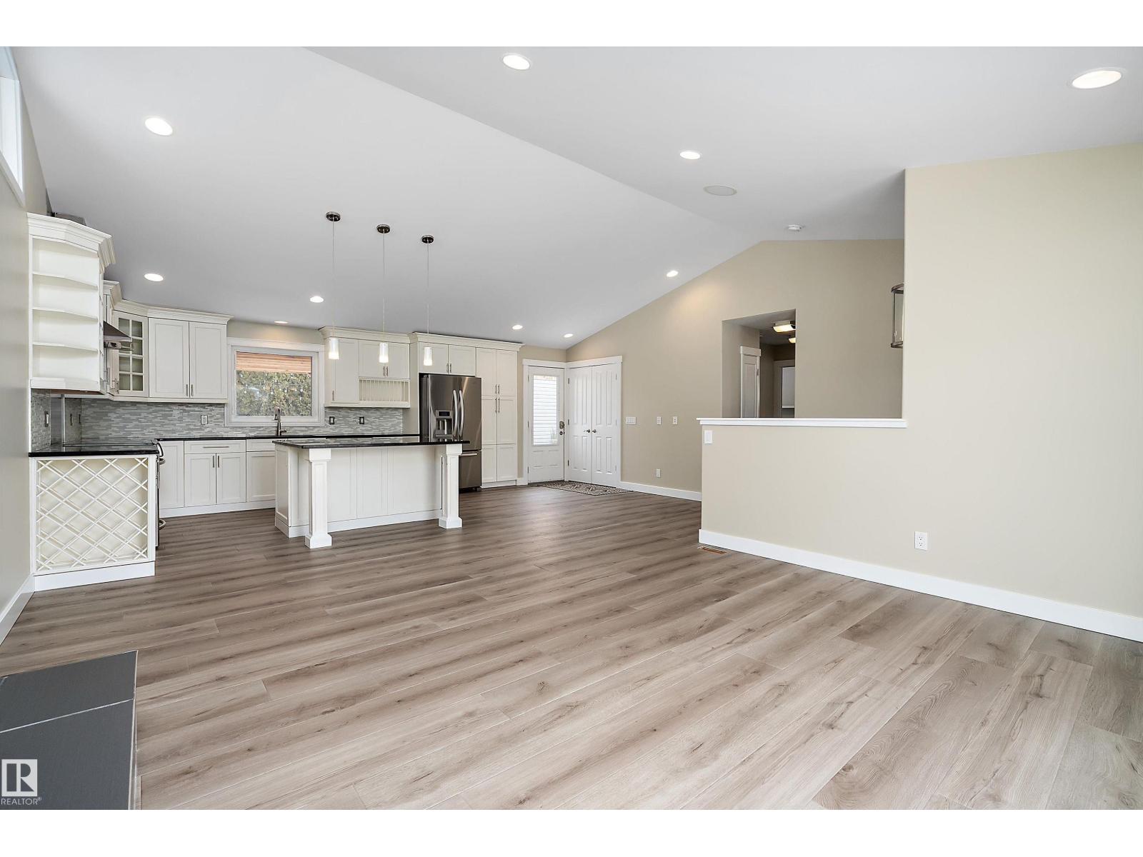 4207 123 St Nw, Edmonton, Alberta  T6J 1Z7 - Photo 9 - E4474974