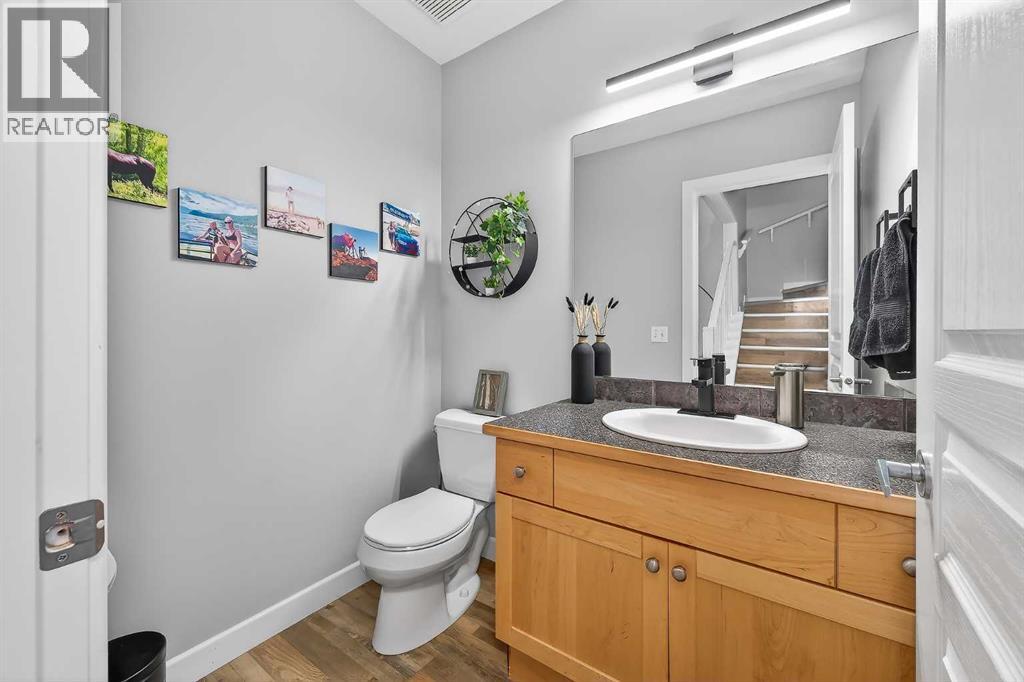 32 Prominence Park Sw, Calgary, Alberta  T3H 4K8 - Photo 15 - A2289088