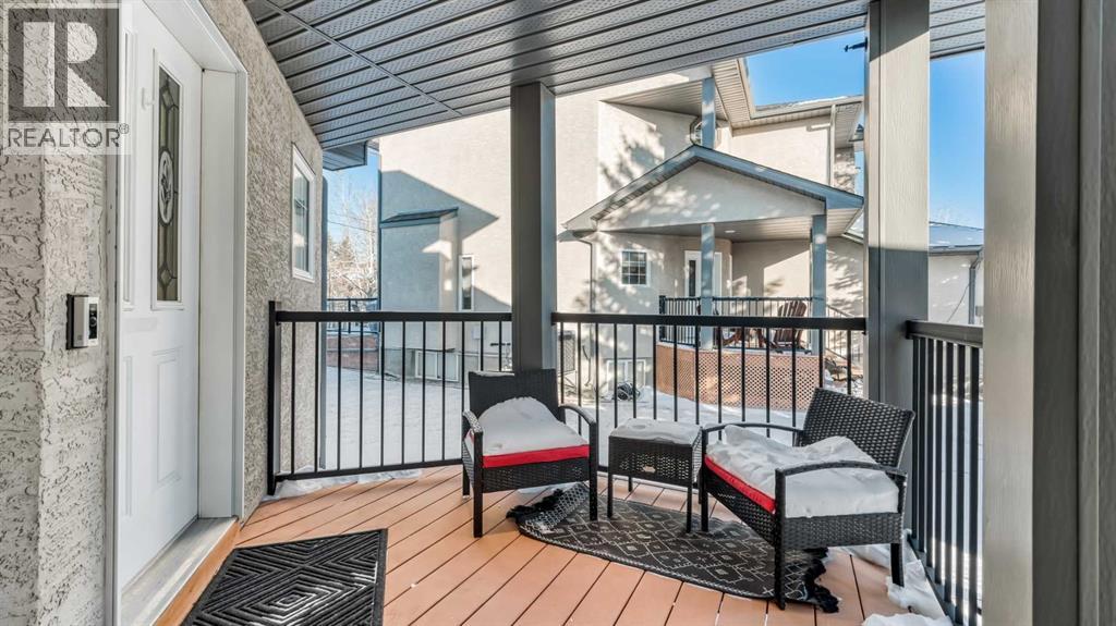 32 Prominence Park Sw, Calgary, Alberta  T3H 4K8 - Photo 3 - A2289088