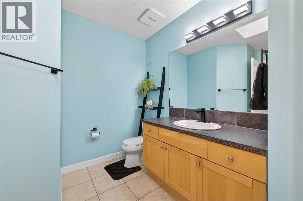 32 Prominence Park Sw, Calgary, Alberta  T3H 4K8 - Photo 20 - A2289088