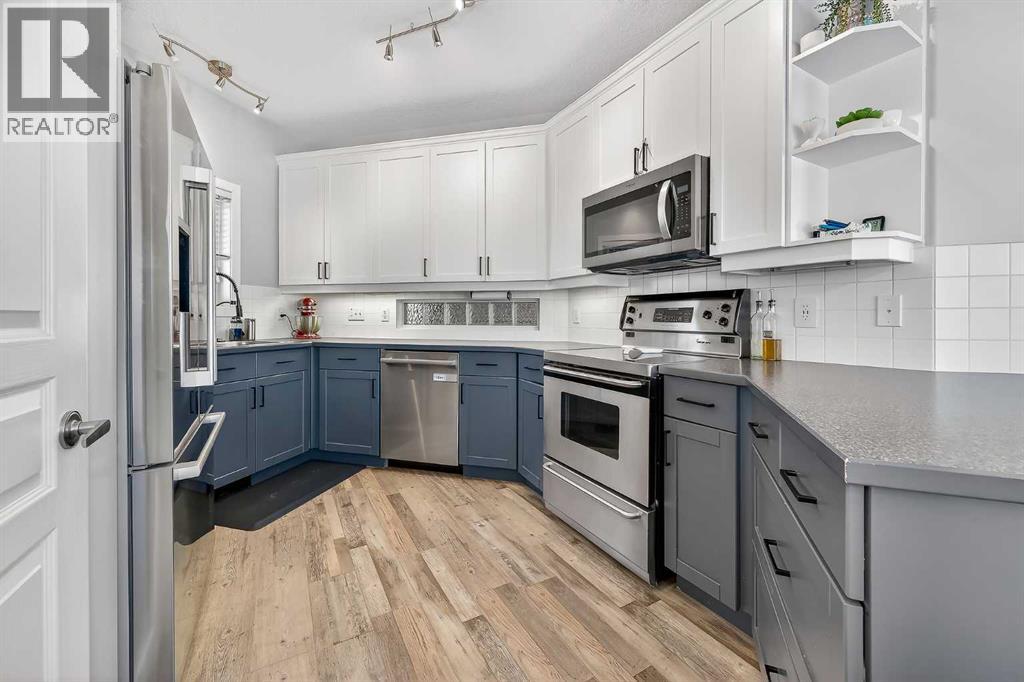 32 Prominence Park Sw, Calgary, Alberta  T3H 4K8 - Photo 12 - A2289088