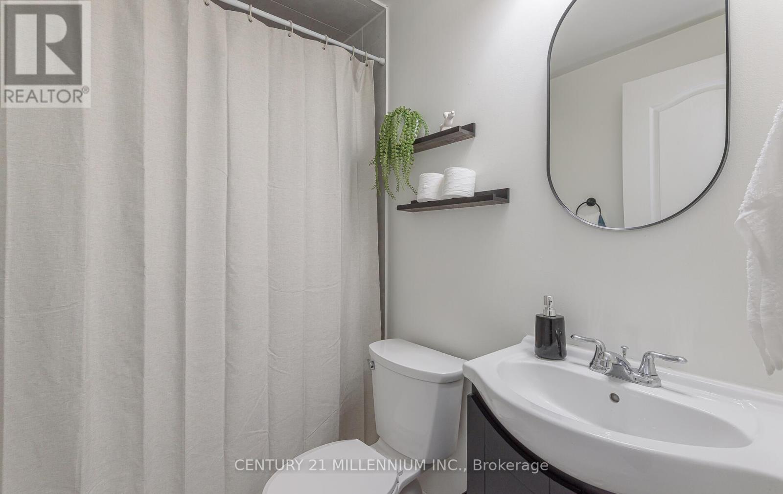 4 Heatherside Court, Brampton, Ontario  L6S 1N9 - Photo 18 - W12804026