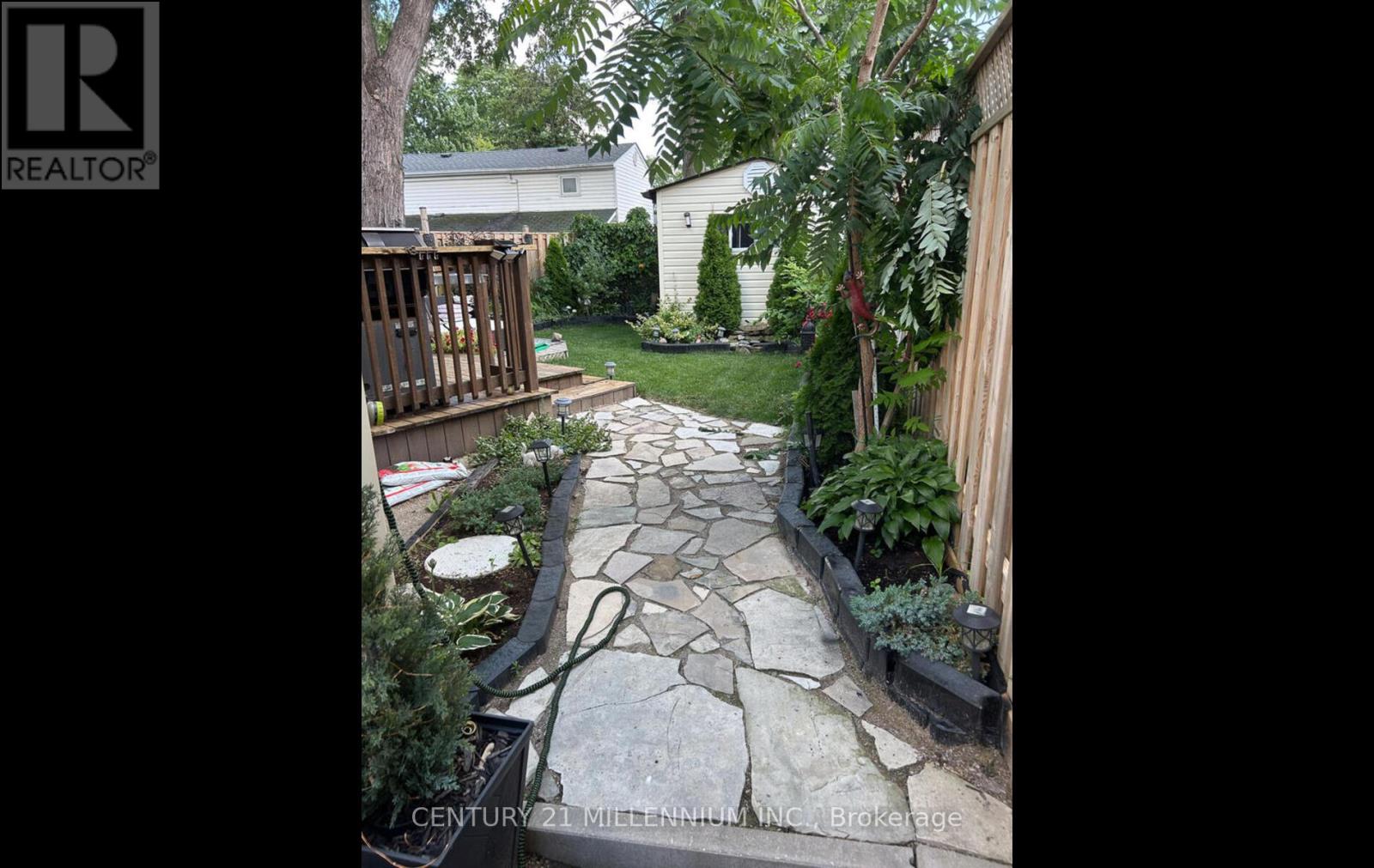 4 Heatherside Court, Brampton, Ontario  L6S 1N9 - Photo 33 - W12804026