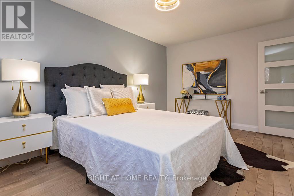 2814 Windjammer Road, Mississauga, Ontario  L5L 1T7 - Photo 16 - W12826670