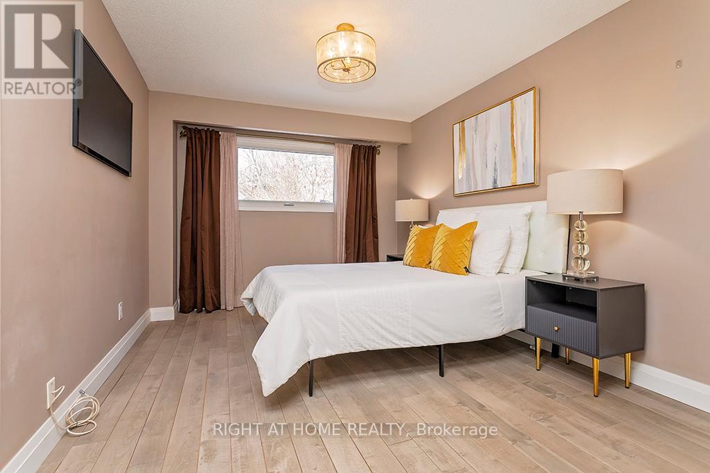 2814 Windjammer Road, Mississauga, Ontario  L5L 1T7 - Photo 31 - W12826670