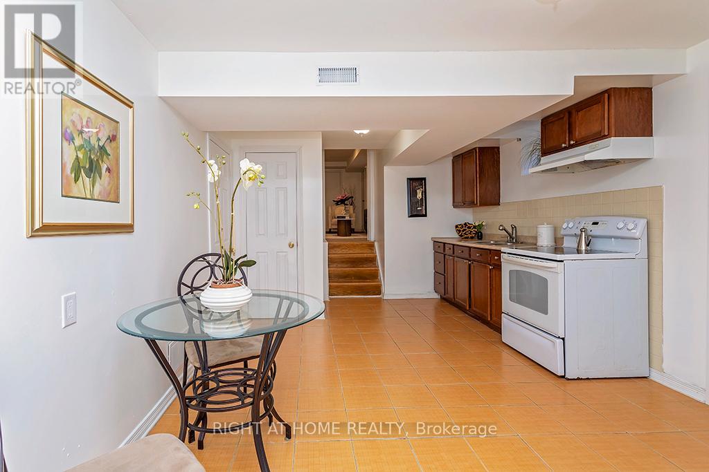 2814 Windjammer Road, Mississauga, Ontario  L5L 1T7 - Photo 46 - W12826670