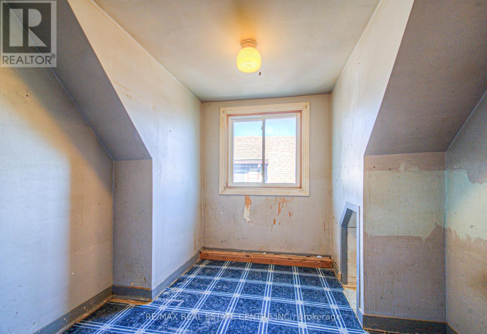 20 Beatty Avenue, Hamilton, Ontario  L8H 3P4 - Photo 14 - X12430745