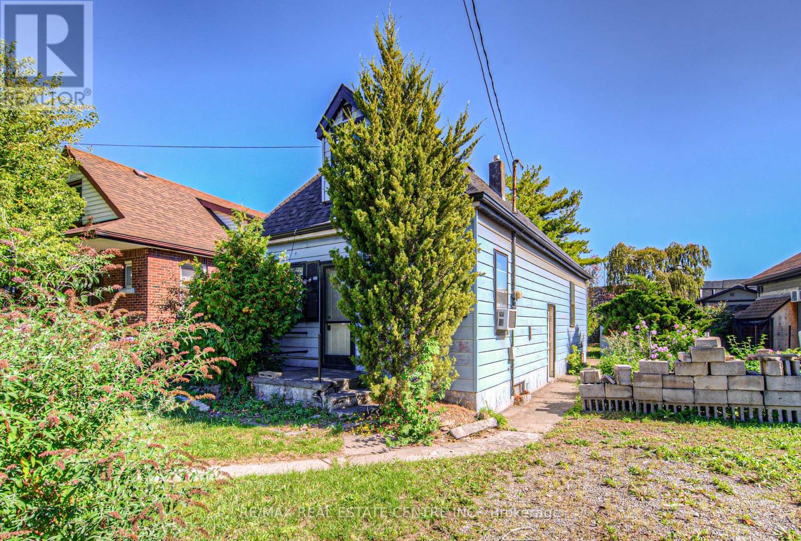 20 Beatty Avenue, Hamilton, Ontario  L8H 3P4 - Photo 2 - X12430745