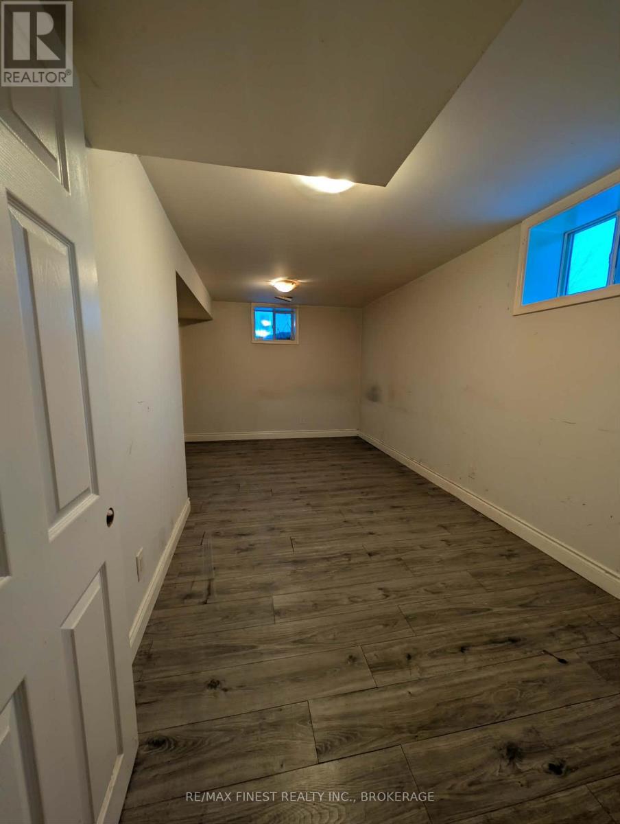 251 Conacher Drive, Kingston (Rideau), Ontario  K7K 7J9 - Photo 14 - X12827062