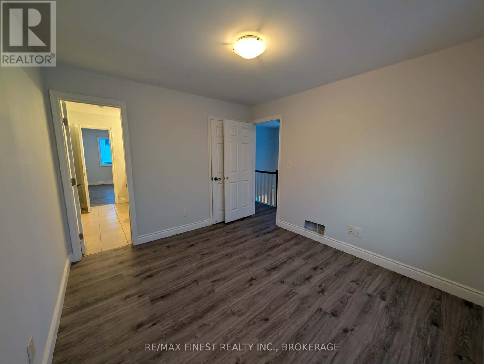 251 Conacher Drive, Kingston (Rideau), Ontario  K7K 7J9 - Photo 10 - X12827062