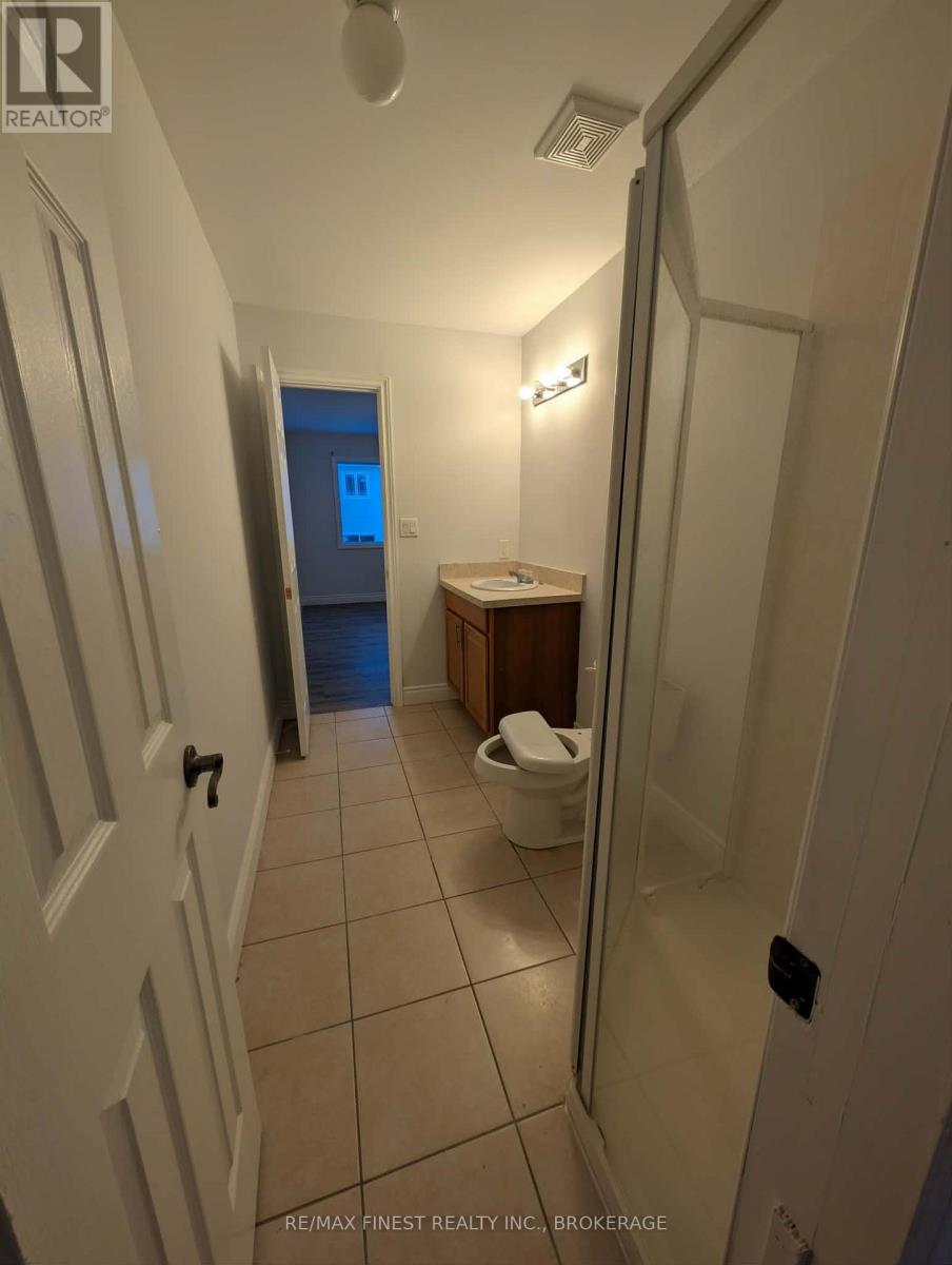 251 Conacher Drive, Kingston (Rideau), Ontario  K7K 7J9 - Photo 12 - X12827062