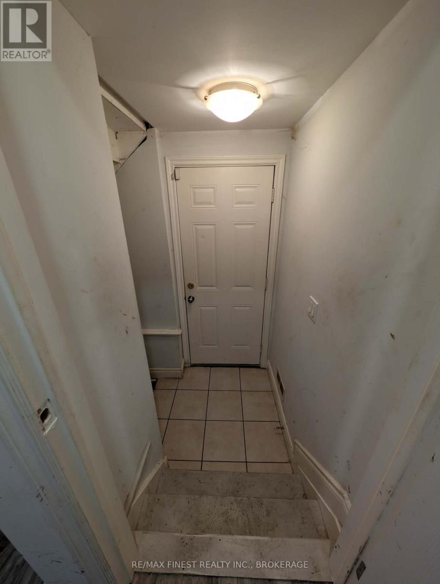 251 Conacher Drive, Kingston (Rideau), Ontario  K7K 7J9 - Photo 17 - X12827062