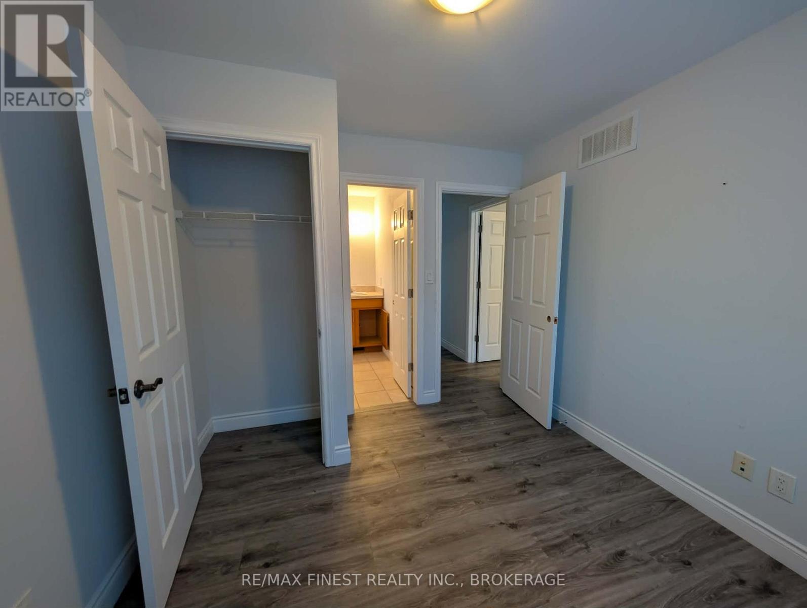 251 Conacher Drive, Kingston (Rideau), Ontario  K7K 7J9 - Photo 11 - X12827062