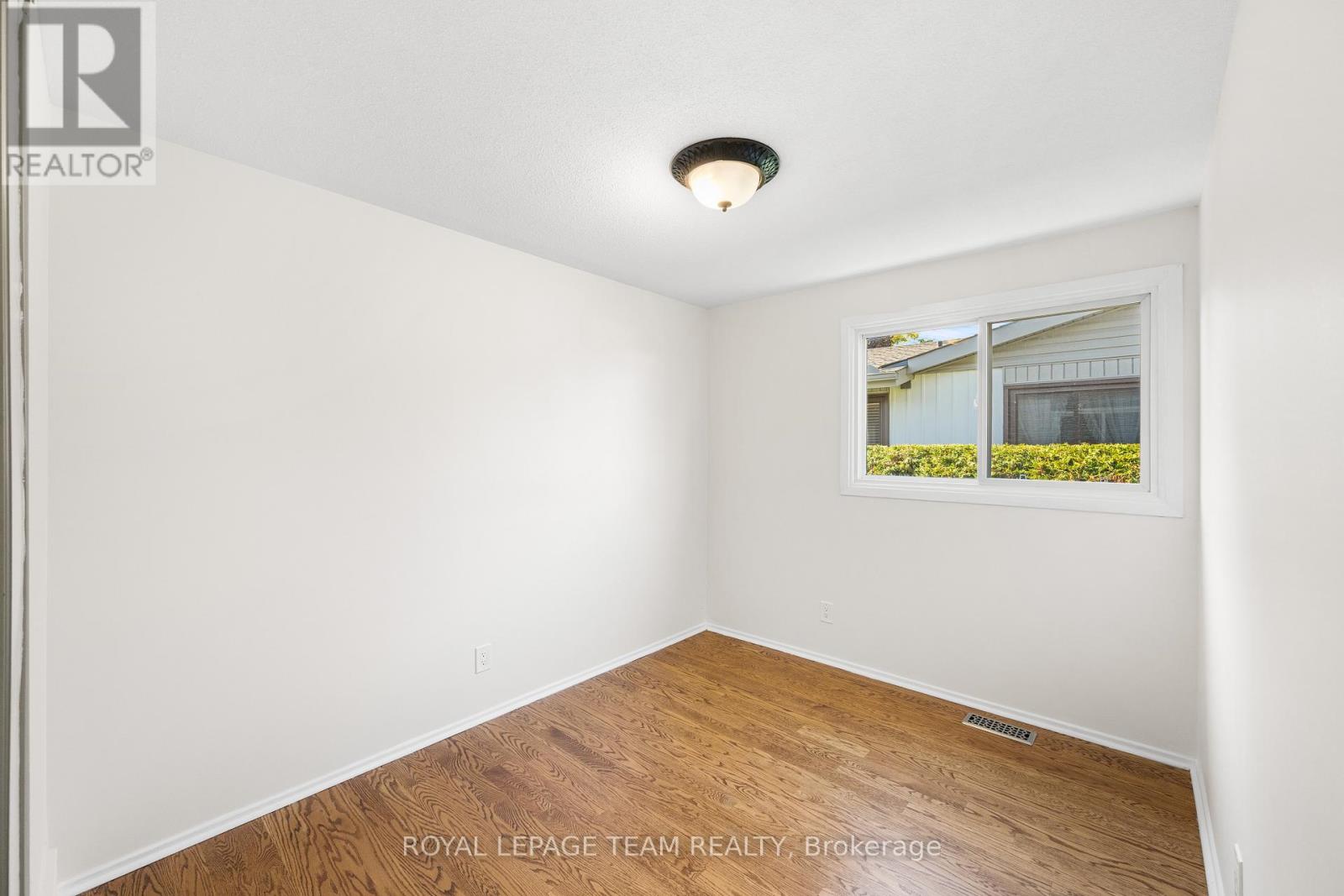 47 Kidgrove Gardens, Ottawa, Ontario  K2G 3W7 - Photo 18 - X12771706