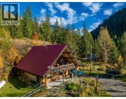 122 Silver Street, New Denver, British Columbia