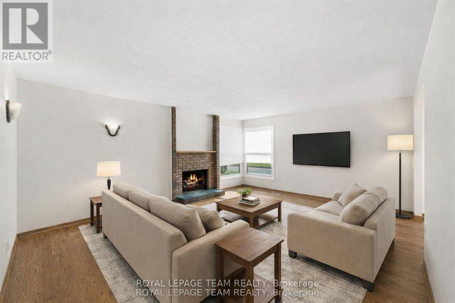 47 Kidgrove Gardens, Ottawa, Ontario  K2G 3W7 - Photo 4 - X12771706