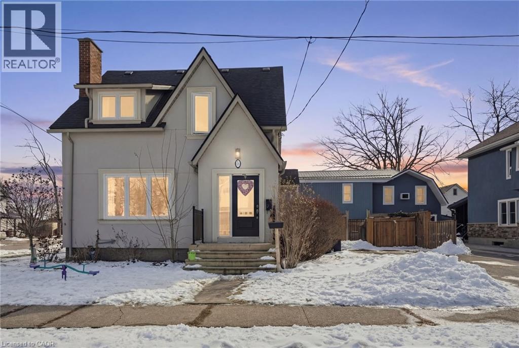 31 Spencer Street, Welland, Ontario  L3B 3W1 - Photo 1 - 40807843