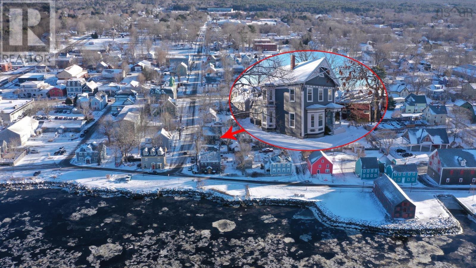 13 John Street, Shelburne, Nova Scotia  B0T 1W0 - Photo 3 - 202529622