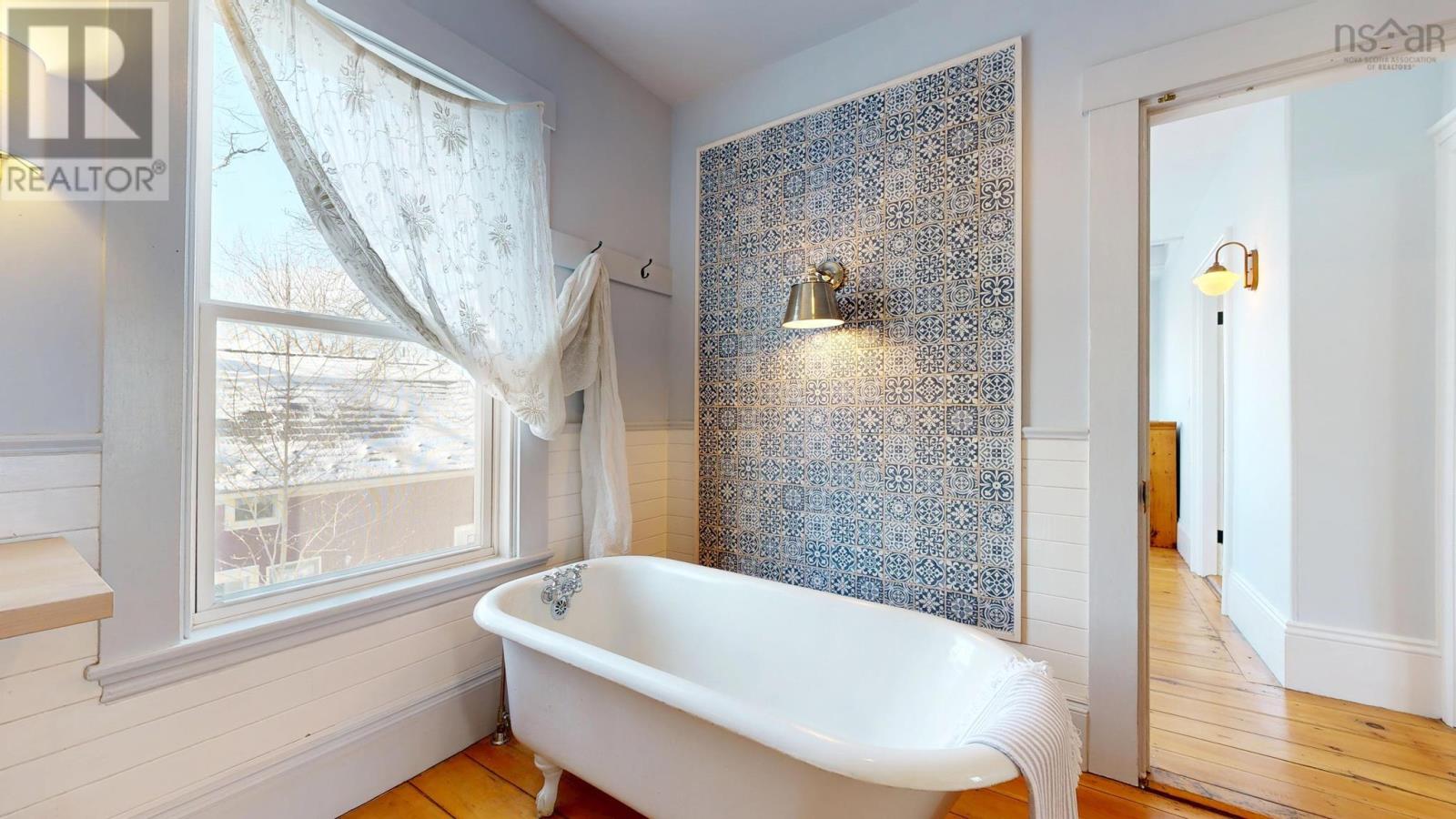 13 John Street, Shelburne, Nova Scotia  B0T 1W0 - Photo 32 - 202529622