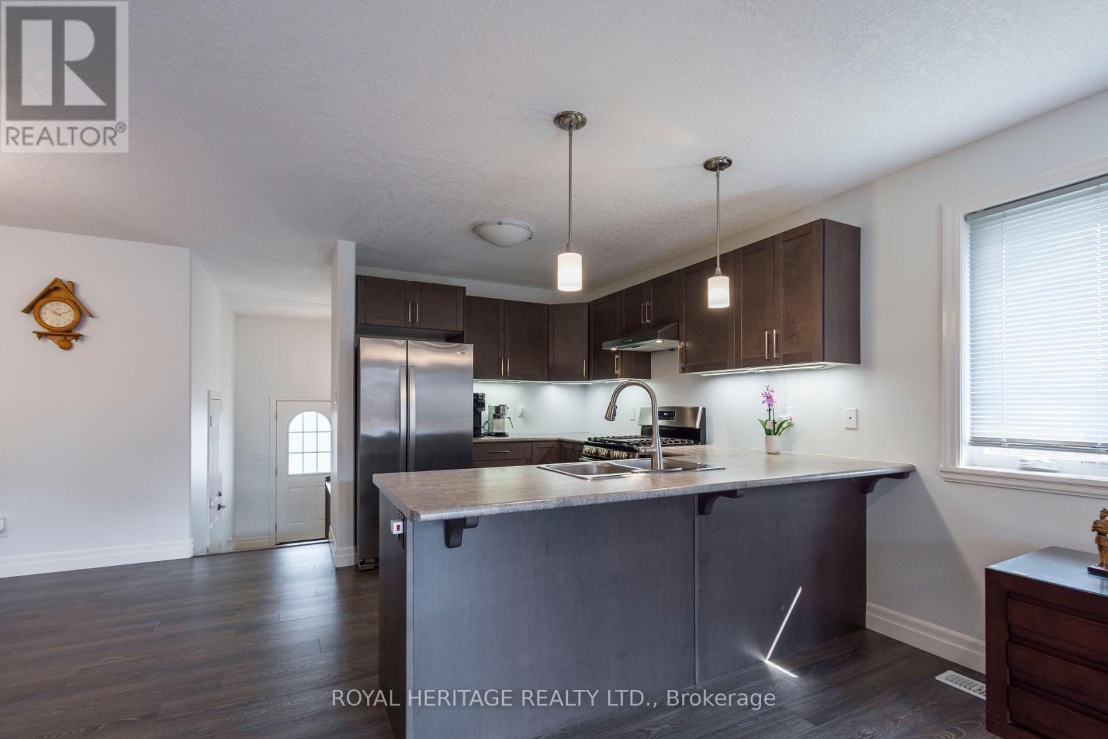 151 Rollins Drive, Belleville (Belleville Ward), Ontario  K8N 4J8 - Photo 10 - X12827176