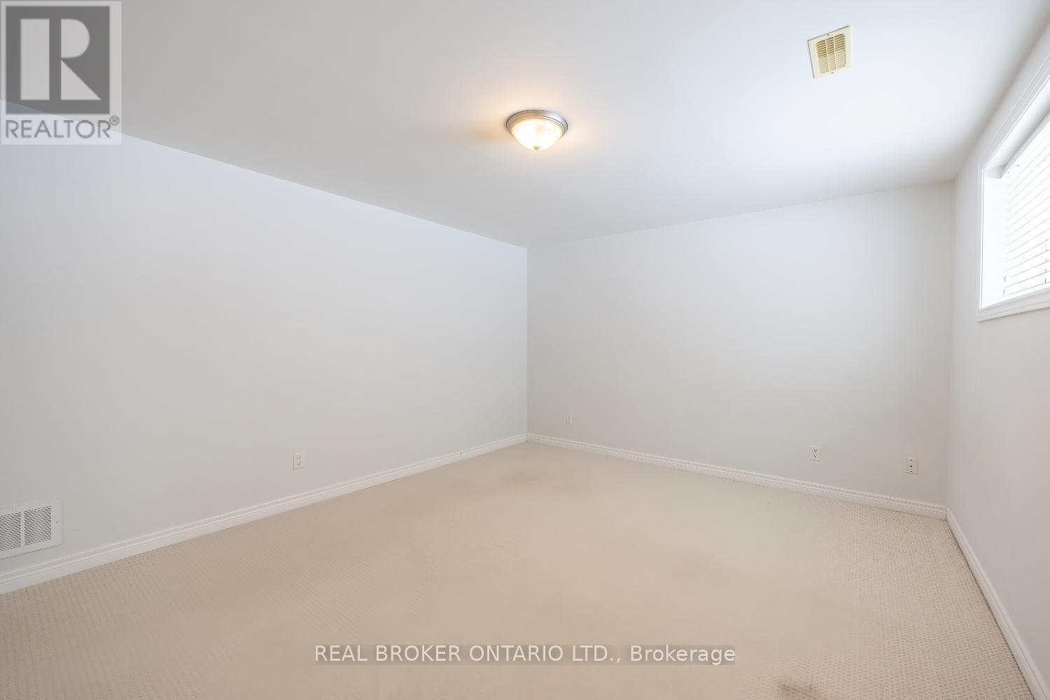 Lower - 2560 Denure Drive, Peterborough (Monaghan Ward 2), Ontario  K9K 2T2 - Photo 11 - X12827230