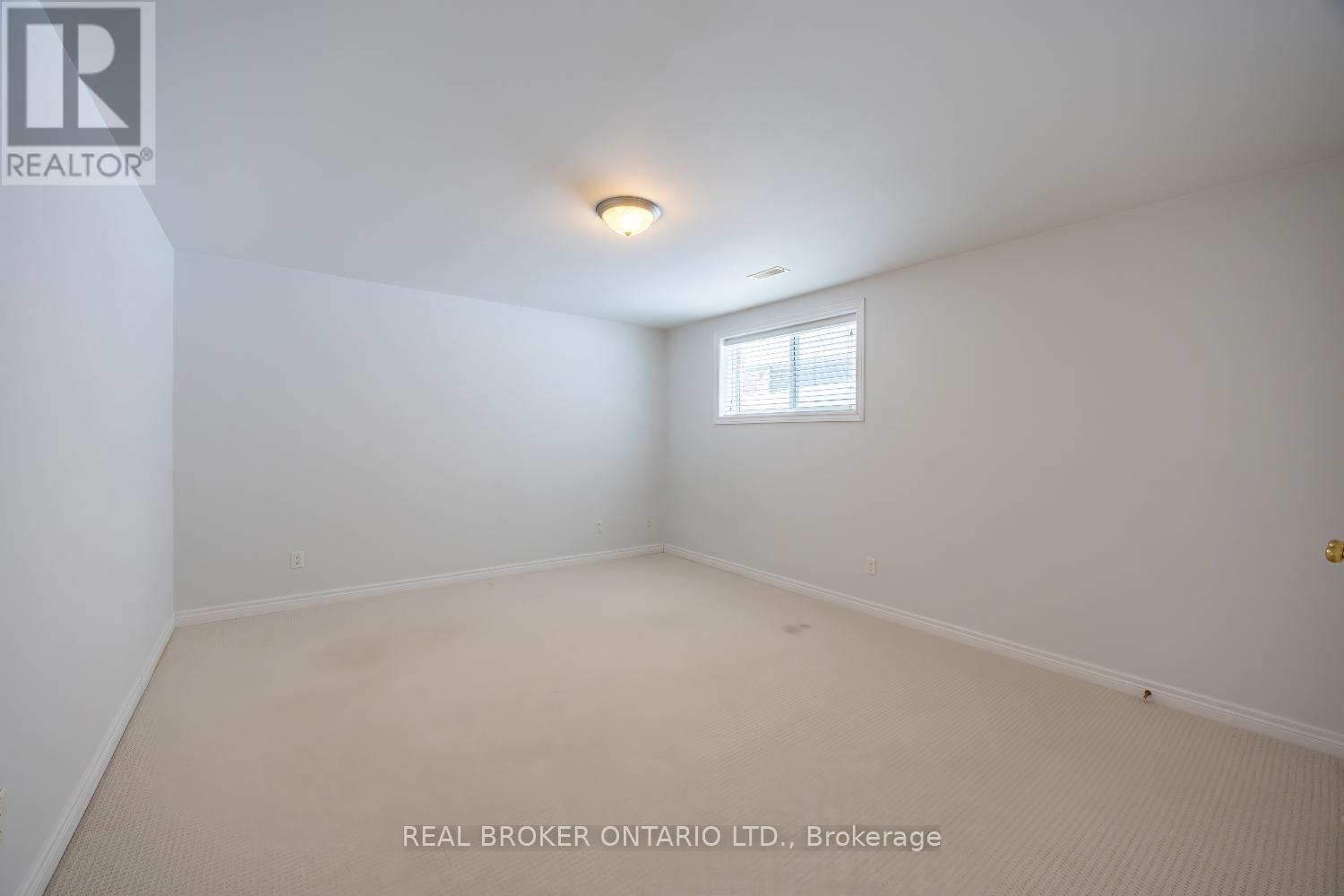 Lower - 2560 Denure Drive, Peterborough (Monaghan Ward 2), Ontario  K9K 2T2 - Photo 8 - X12827230