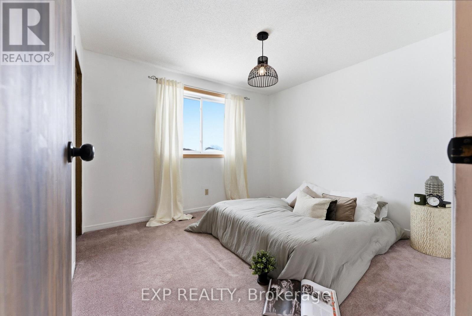 39 Sherwood Crescent, Belleville, Ontario  K8P 5G2 - Photo 21 - X12827232