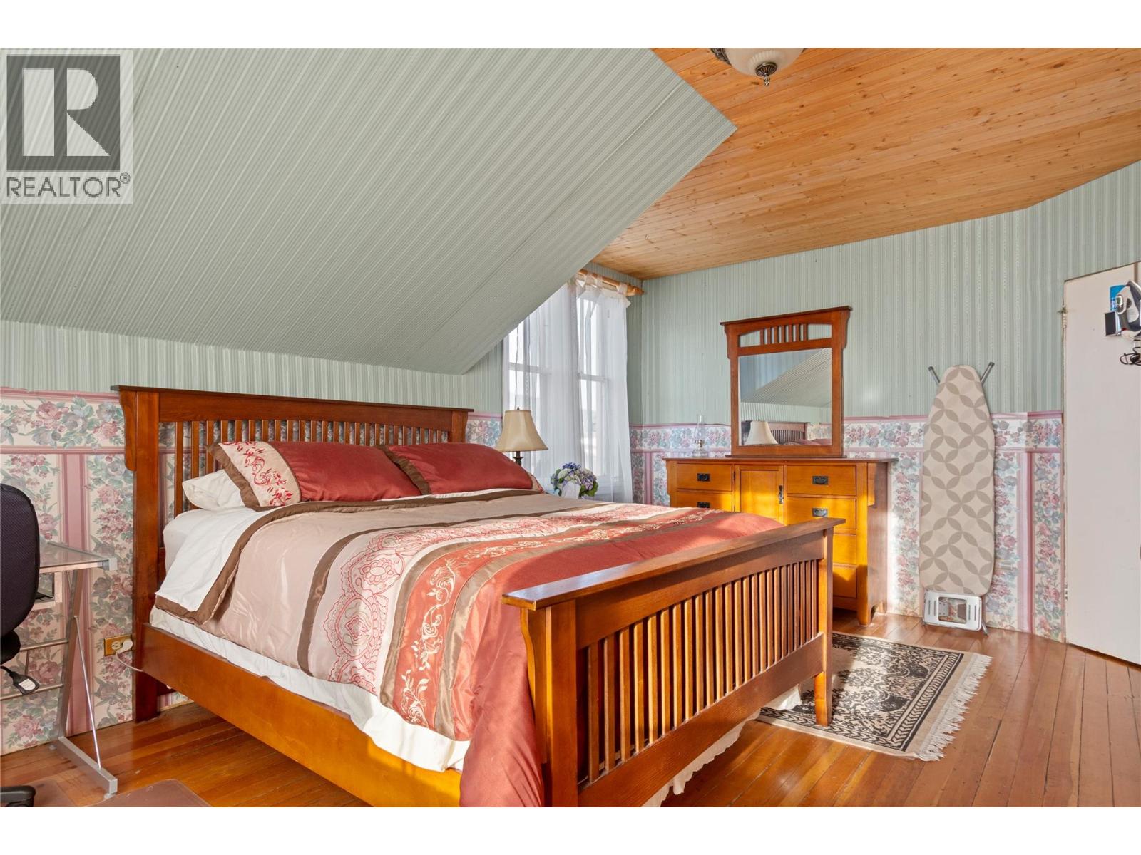 13606 Cooke Avenue, Summerland, British Columbia  V0H 1Z1 - Photo 18 - 10373113