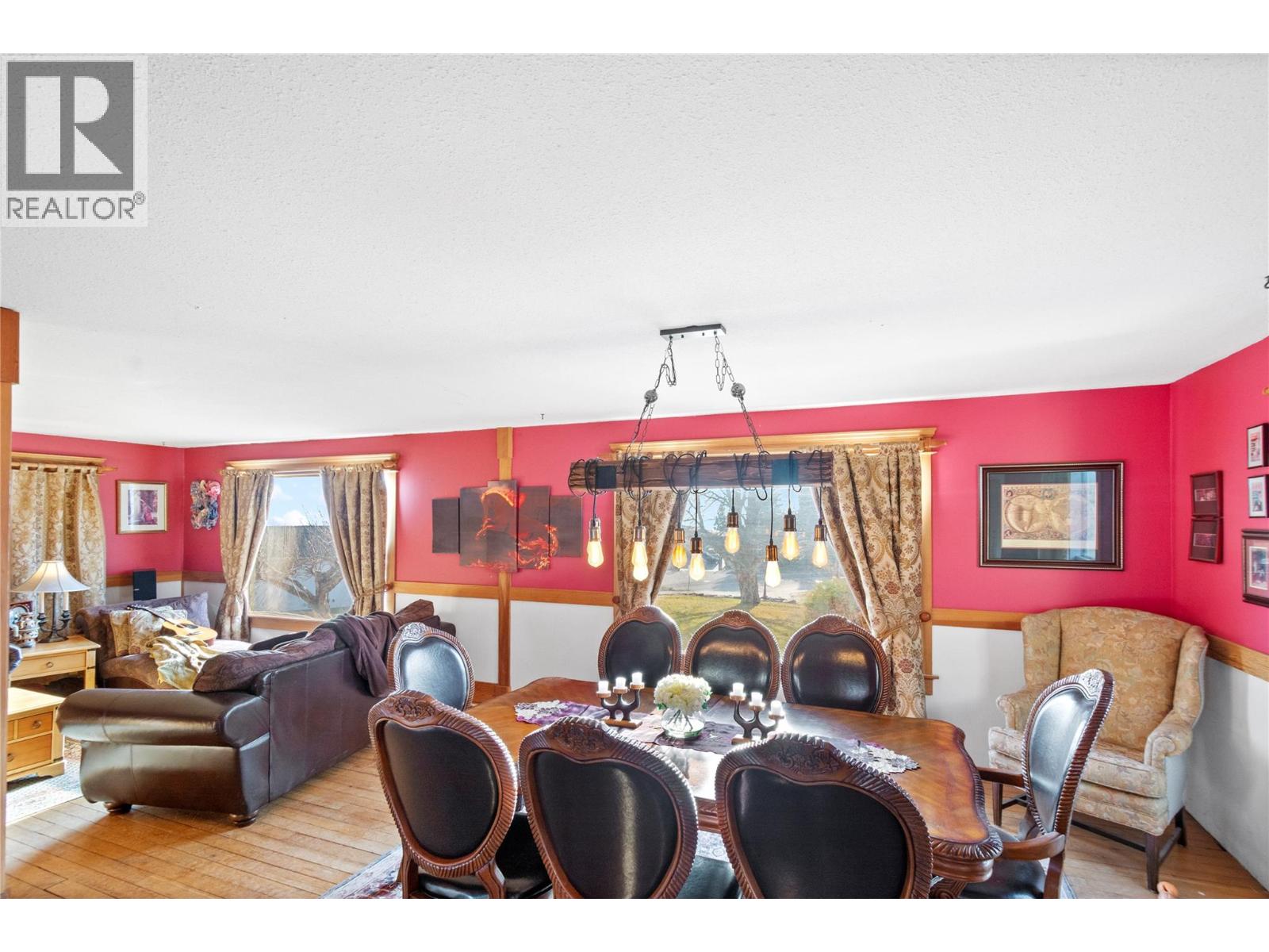 13606 Cooke Avenue, Summerland, British Columbia  V0H 1Z1 - Photo 8 - 10373113