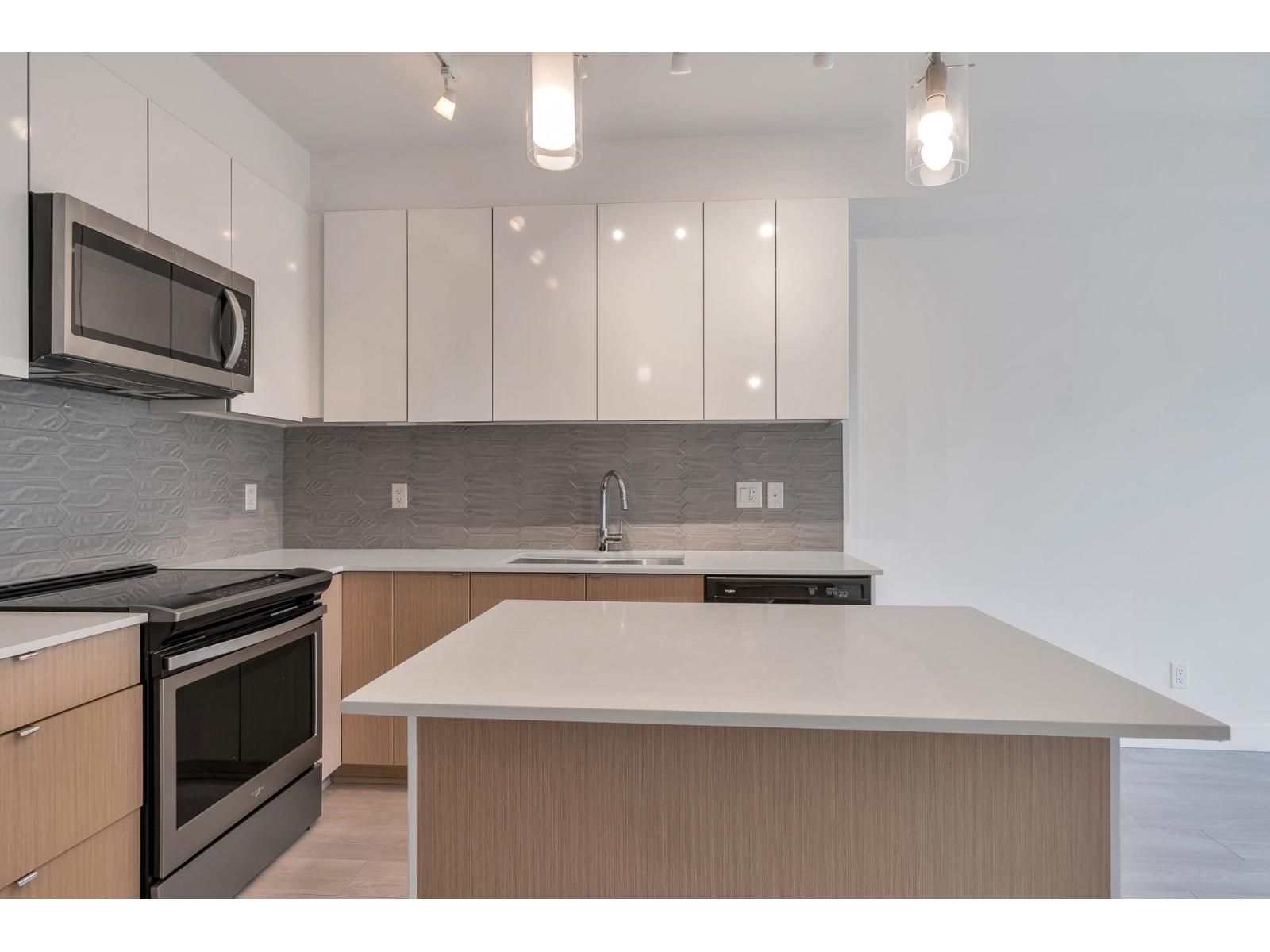 204 19567 64 Avenue, Surrey, British Columbia  V3S 7H8 - Photo 16 - R3092732