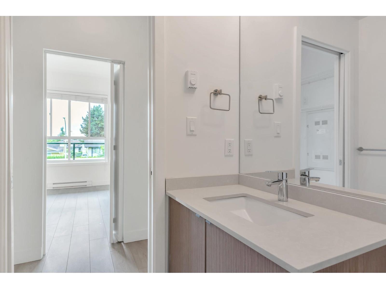 204 19567 64 Avenue, Surrey, British Columbia  V3S 7H8 - Photo 32 - R3092732