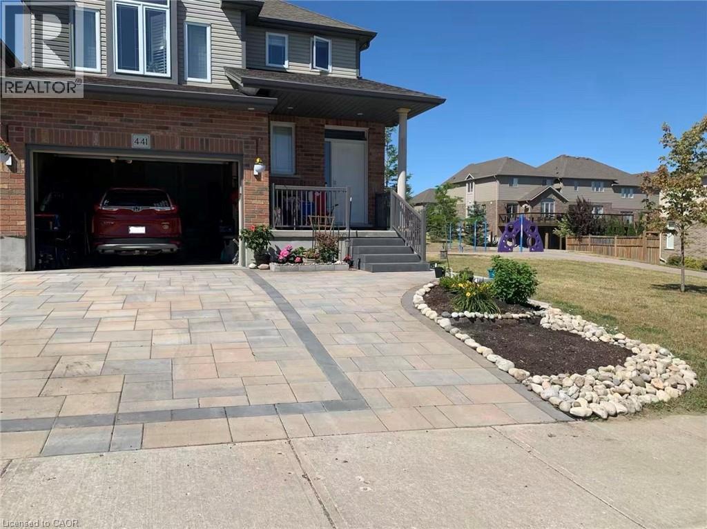 441 Twinleaf Street, Waterloo, Ontario  N2V 0B7 - Photo 3 - 40808195