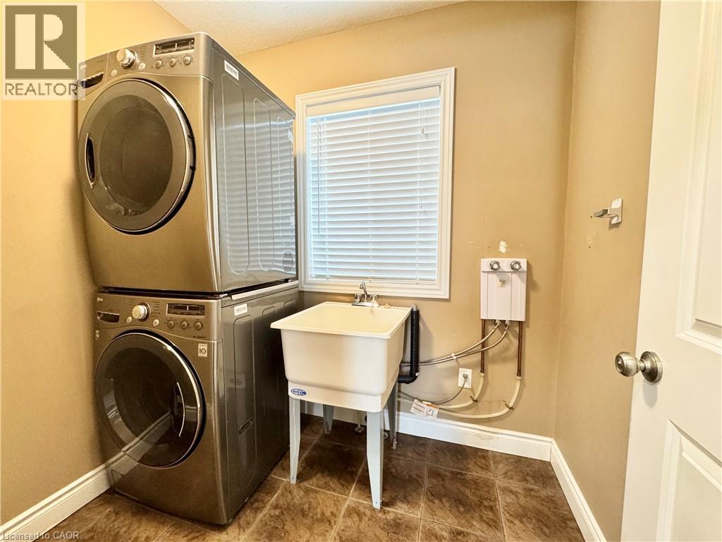 441 Twinleaf Street, Waterloo, Ontario  N2V 0B7 - Photo 13 - 40808195