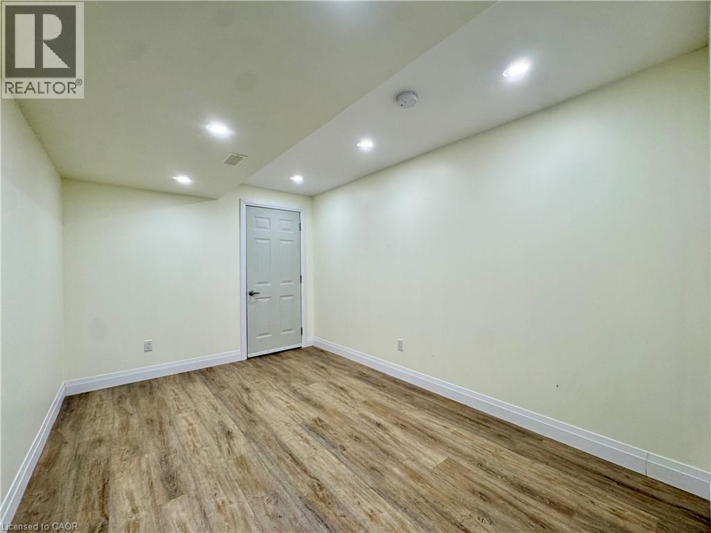 441 Twinleaf Street, Waterloo, Ontario  N2V 0B7 - Photo 33 - 40808195