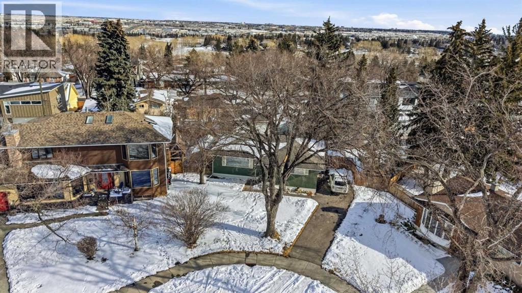 3 Hartford Place Nw, Calgary, Alberta  T2K 2A7 - Photo 17 - A2289161