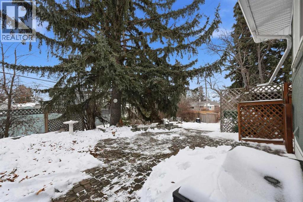 3 Hartford Place Nw, Calgary, Alberta  T2K 2A7 - Photo 16 - A2289161