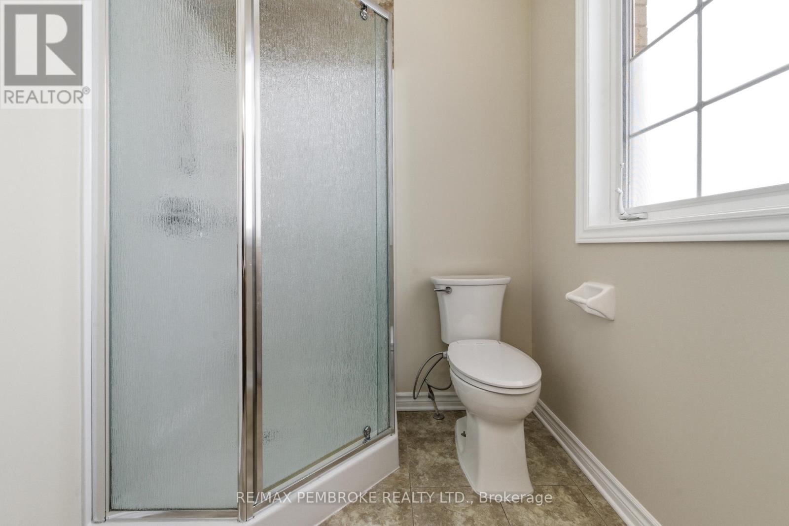 1005 Butler Boulevard, Petawawa, Ontario  K8H 0C2 - Photo 21 - X12827168