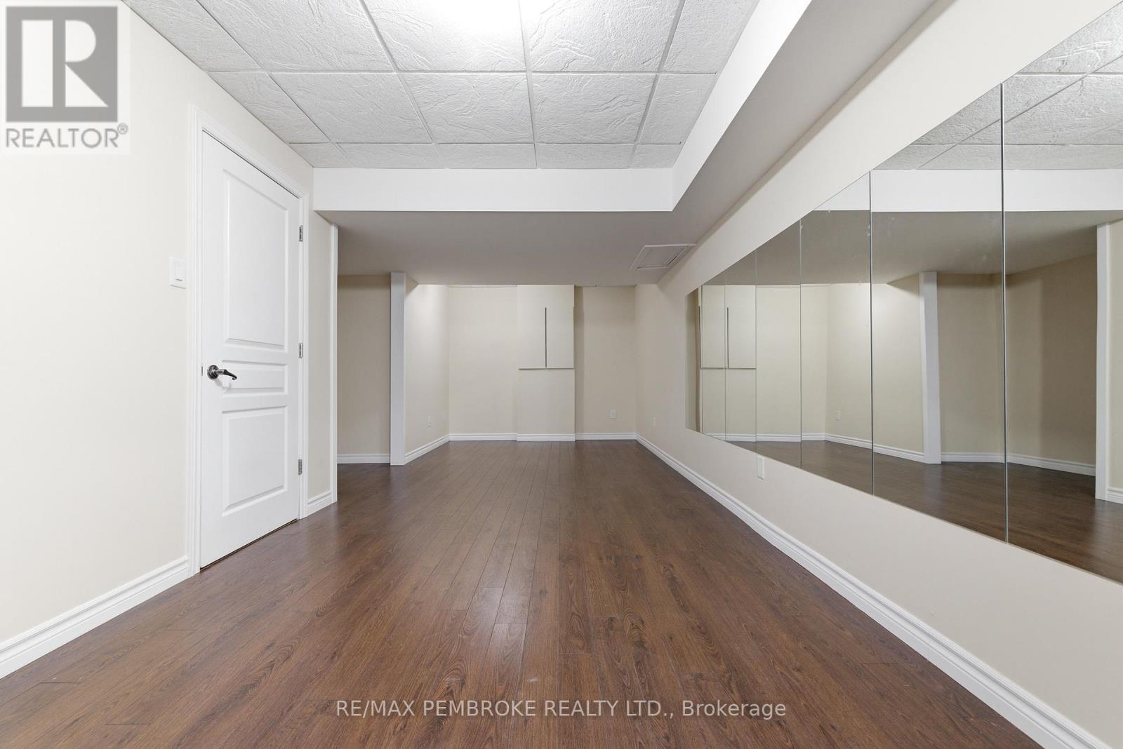 1005 Butler Boulevard, Petawawa, Ontario  K8H 0C2 - Photo 34 - X12827168