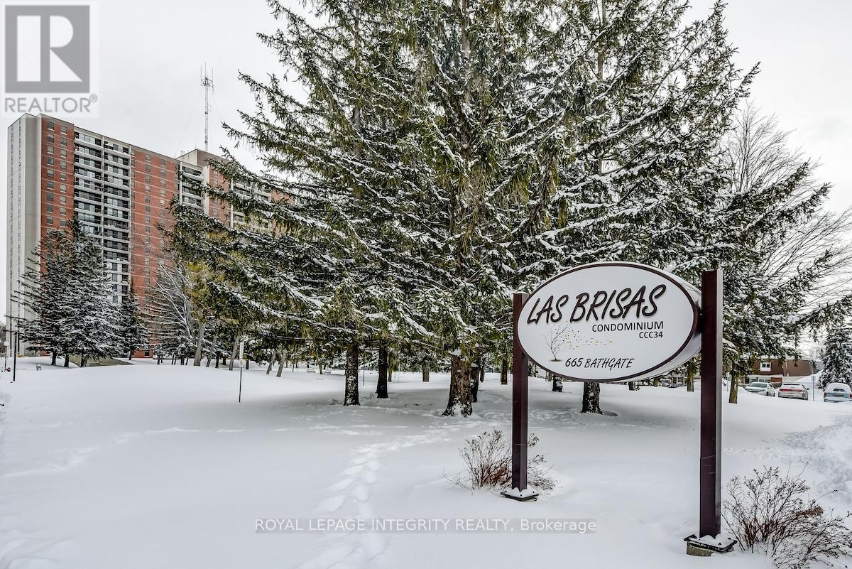 Wonderful opportunity to own a spacious CORNER UNIT that has been converted from a 3 bedroom to a 2 bedroom.  Inviting foyer leads to open-concept L-shaped living/dining room layout that is flooded with natural light.  Lovely kitchen with modern cabinetry, stylish backsplash, double sinks, ample storage with pots and pans drawers as well as stainless steel  dishwasher and stove.  Generously-sized primary and secondary bedrooms.  Convenient walk-in and 2 piece ensuite bathroom. Beautiful hardwood floors complement the neutral colour palette throughout.  A true turn-key property that will impress even the most discerning of buyers.  Onsite management, amenities, indoor pool, large balcony, guest parking, bicycle storage and storage locker for your convenience.  Book your showing today! (id:48254)