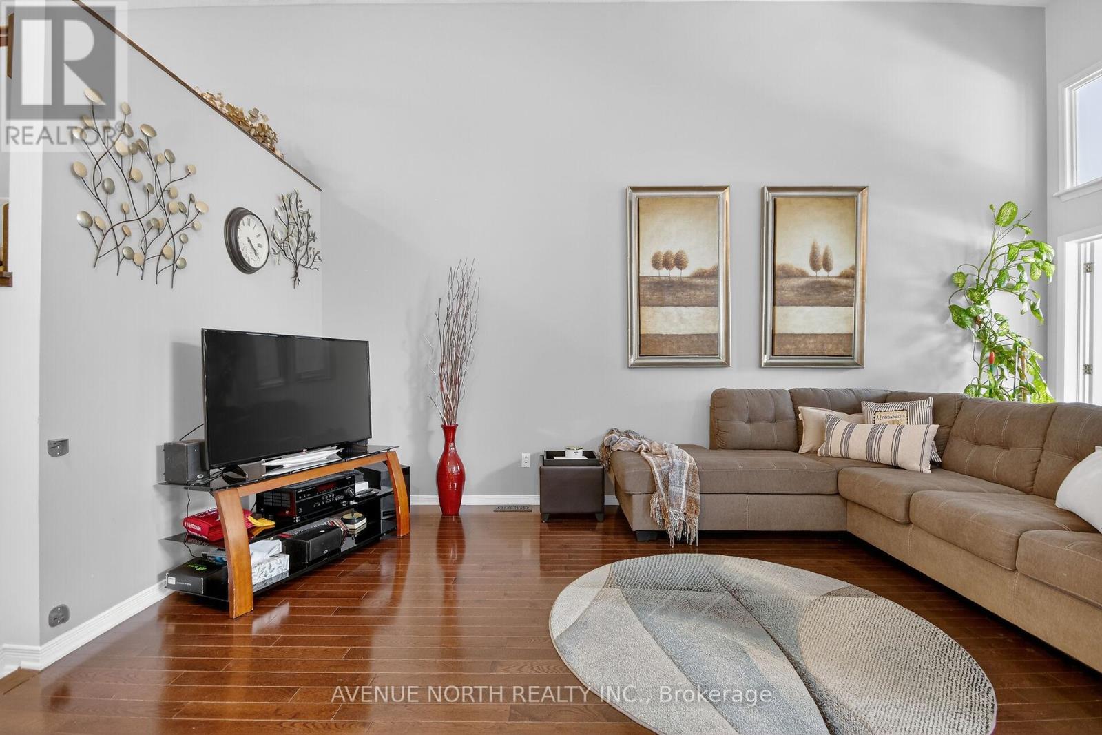 57 Macassa Circle, Ottawa, Ontario  K2T 1J8 - Photo 11 - X12827254