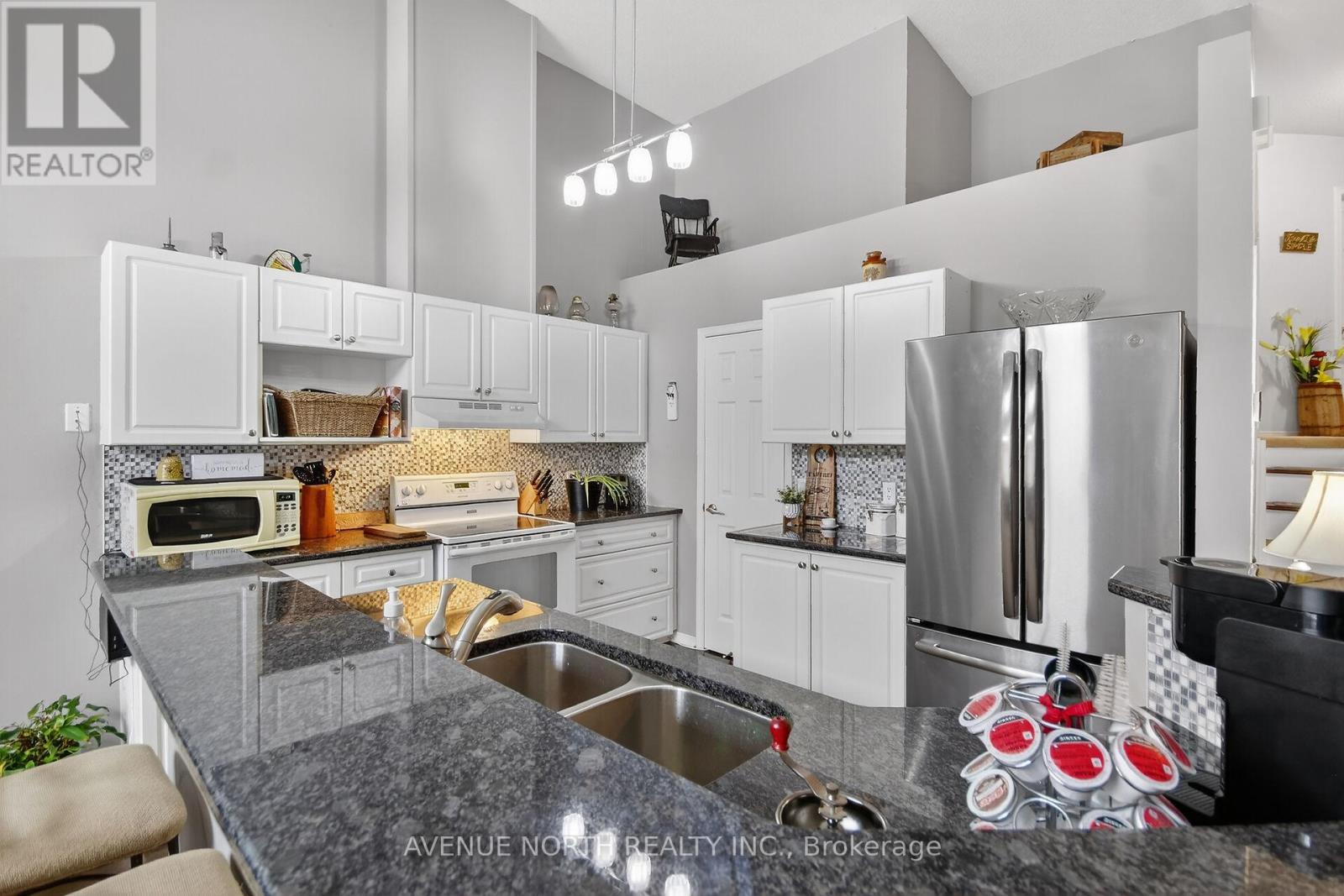 57 Macassa Circle, Ottawa, Ontario  K2T 1J8 - Photo 23 - X12827254