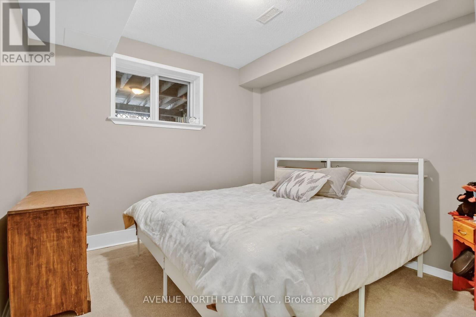 57 Macassa Circle, Ottawa, Ontario  K2T 1J8 - Photo 39 - X12827254