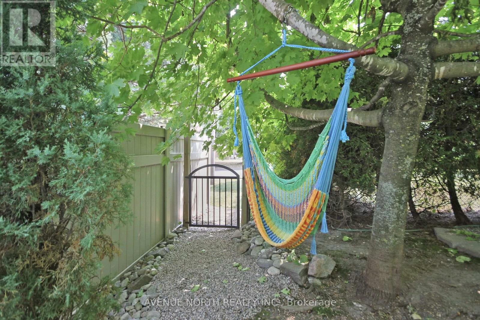 57 Macassa Circle, Ottawa, Ontario  K2T 1J8 - Photo 43 - X12827254