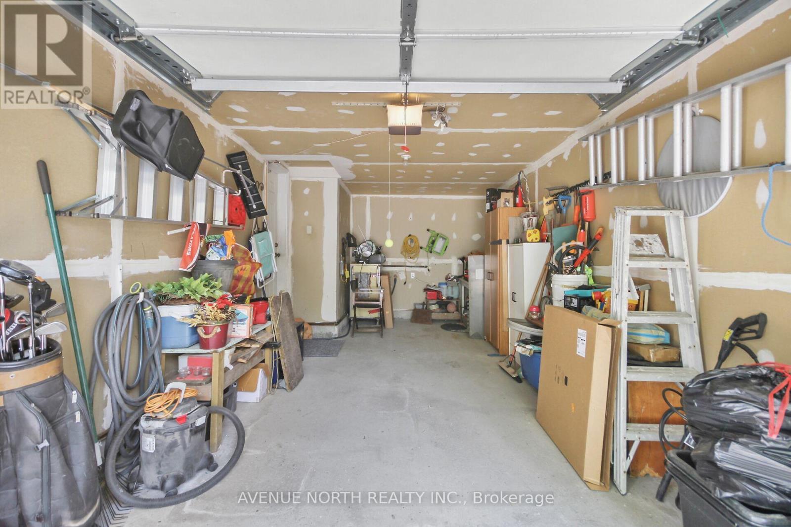 57 Macassa Circle, Ottawa, Ontario  K2T 1J8 - Photo 50 - X12827254